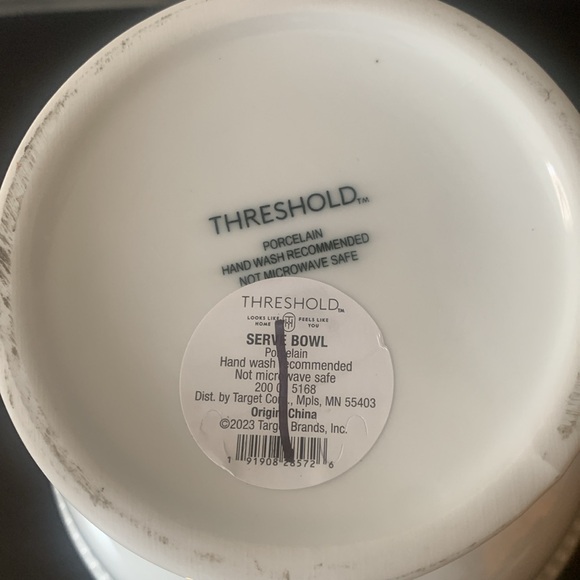 Threshold Porcelain Serve Bowl. - Picture 4 of 4